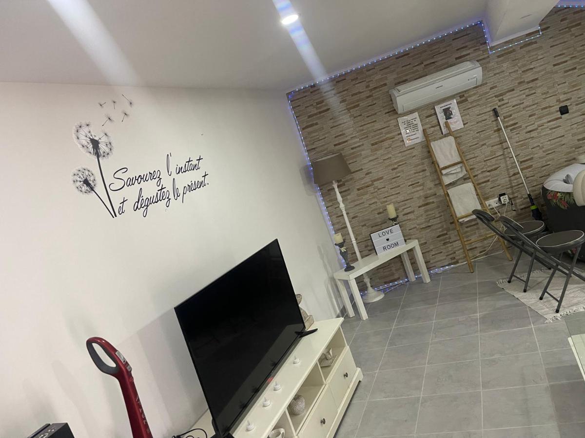 Love'Room Trebes Exterior photo